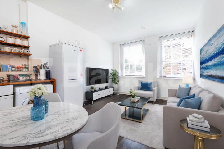Modern Apartment Nevern Road, Earls Court